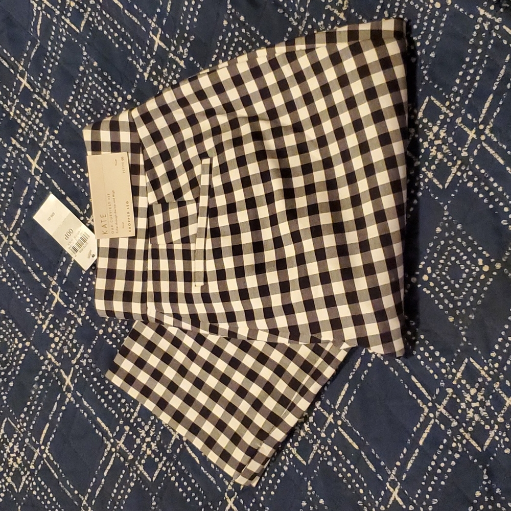 Kate Fit White & Navy Gingham Cropped Pants